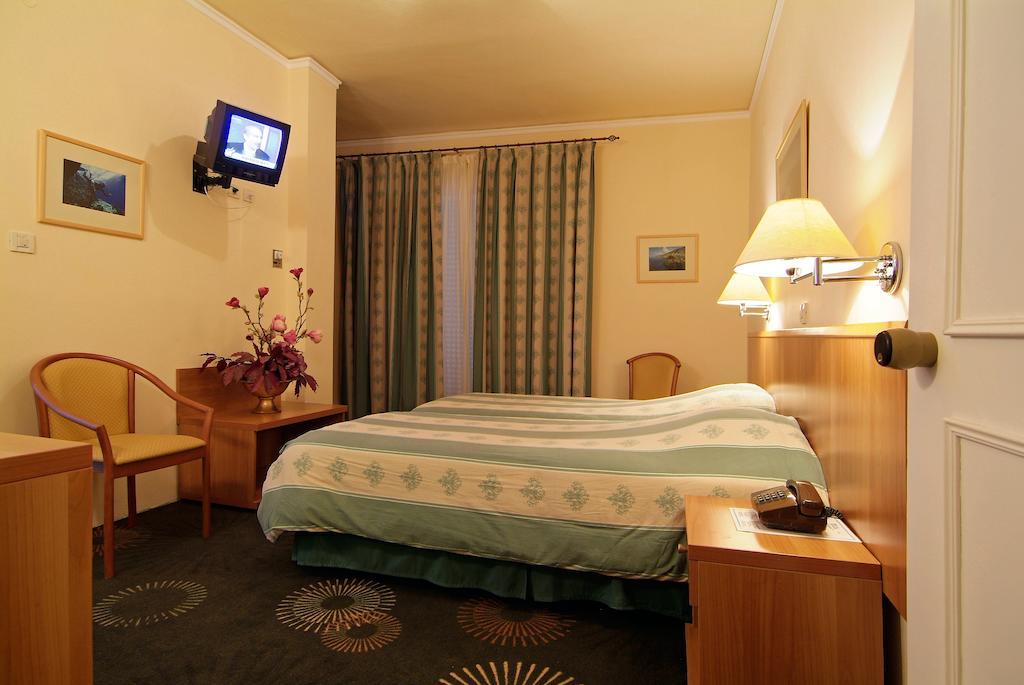 Hotel Kalafati إتِيا المظهر الخارجي الصورة
